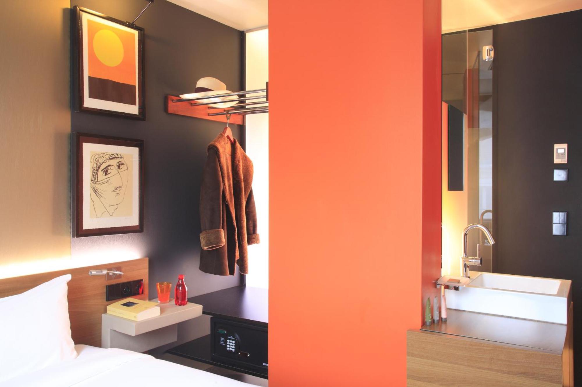 Fred'Hotel Paris Bilik gambar