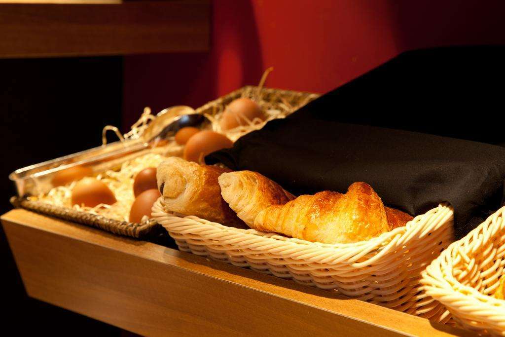 Fred'Hotel Paris Restoran gambar